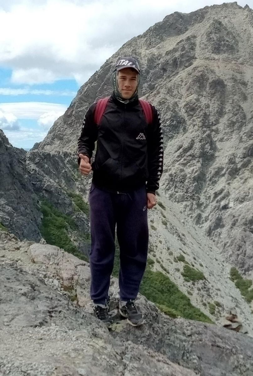 Buscan a joven de 15 años que se ausentó de su casa 
