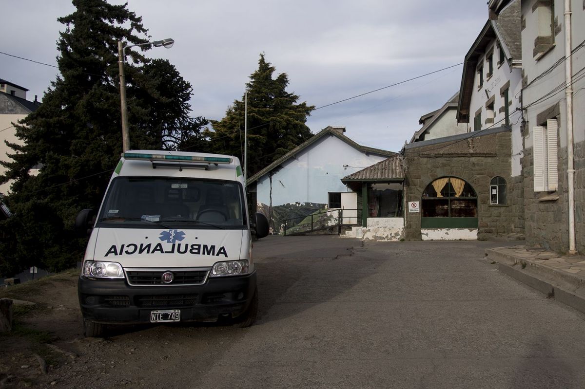 Dos pacientes agredieron a personal del hospital y fueron detenidos